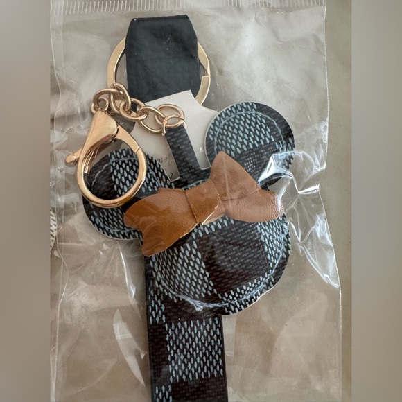 3 Mickey luxury inspired keychains. NWT - Picture 4 of 5